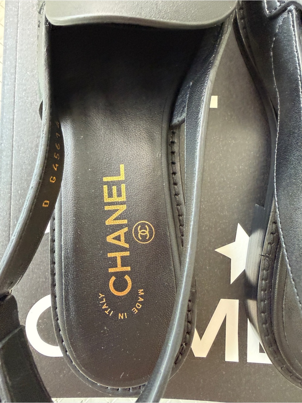 Chanel Metiers D’art 26 Strass CC Logo Black Leather Slingback Loafers Flats - Picture 10 of 14